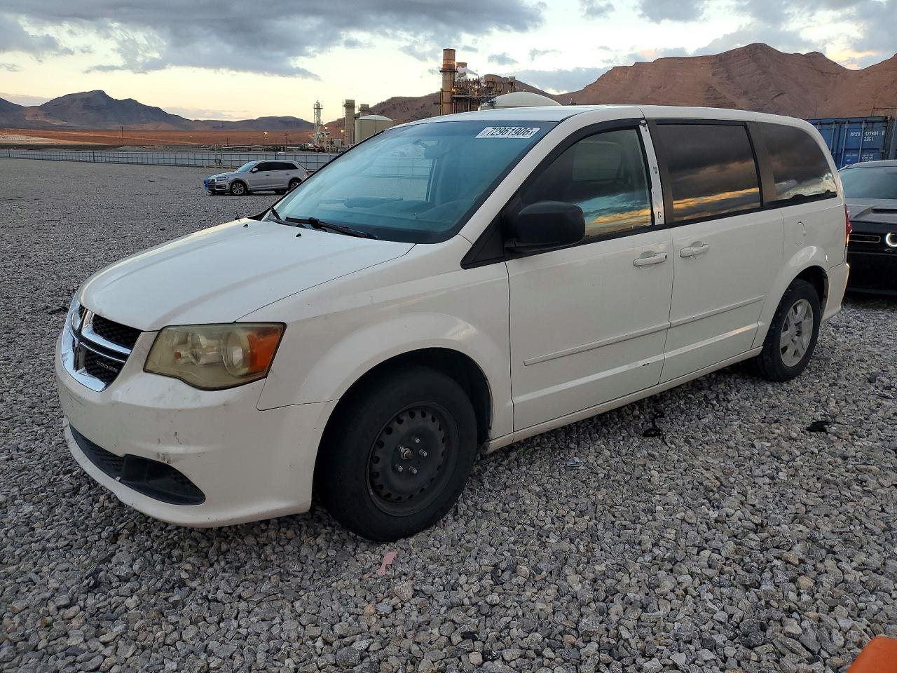 2011 DODGE CARAVAN EXPRESS | 2D4RN4DG0BR794792 | UPCARS