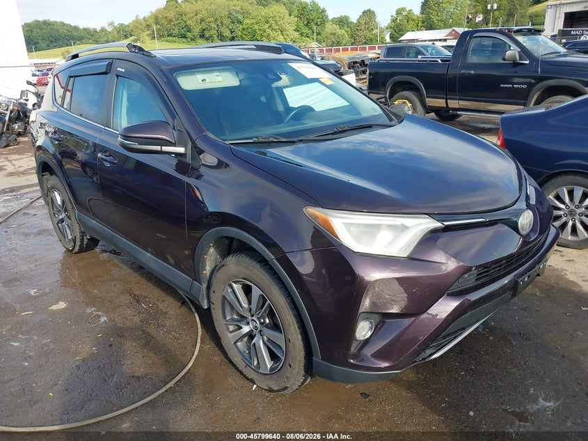 2018 TOYOTA RAV4 XLE | 2T3RFREV9JW821366 | UPCARS