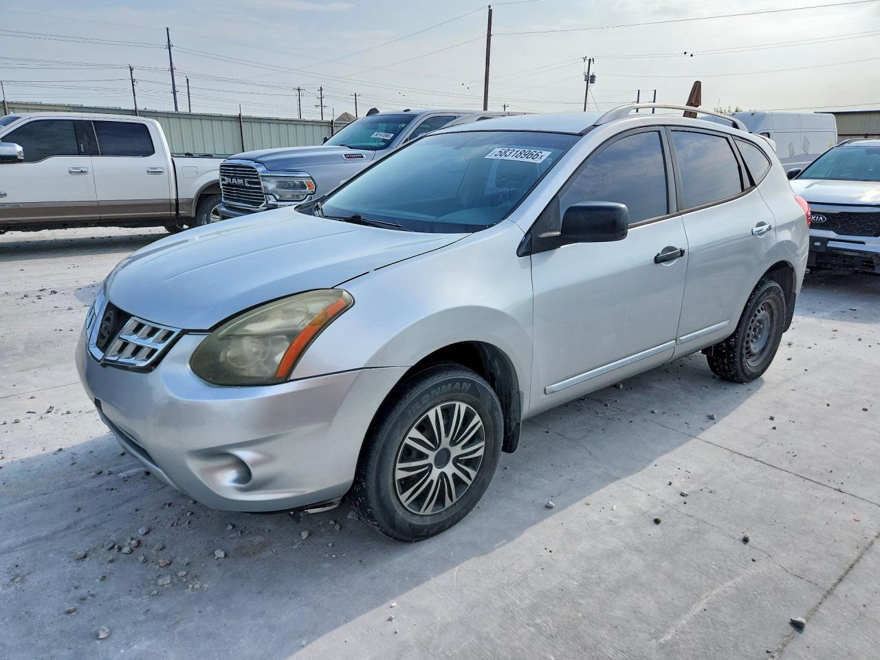 2015 NISSAN ROGUE S | JN8AS5MTXFW655227 | UPCARS