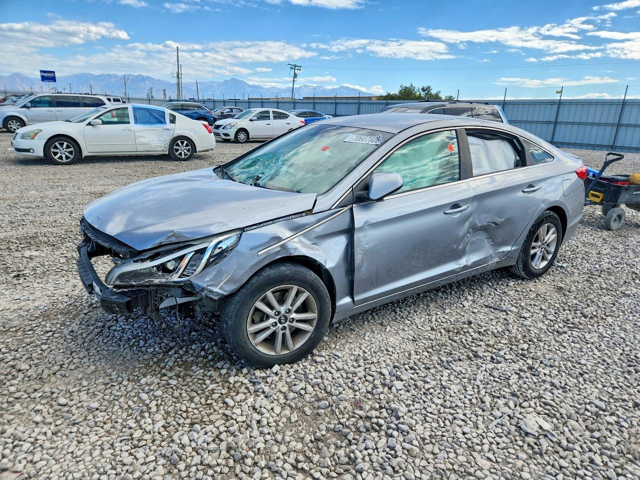 2015 HYUNDAI SONATA SE | 5NPE24AFXFH013926 | UPCARS