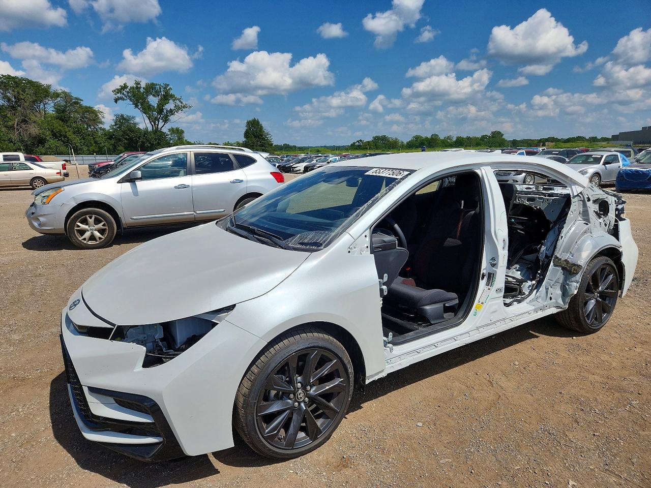 2026 TOYOTA COROLLA SE | JTDBCMFE3T3145496 | UPCARS