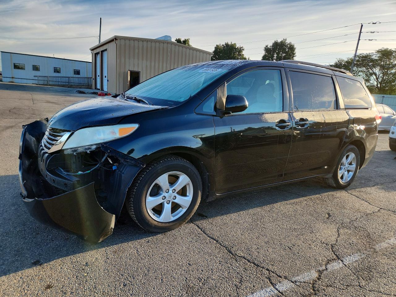 2011 TOYOTA SIENNA LE | 5TDKK3DC6BS160750 | UPCARS