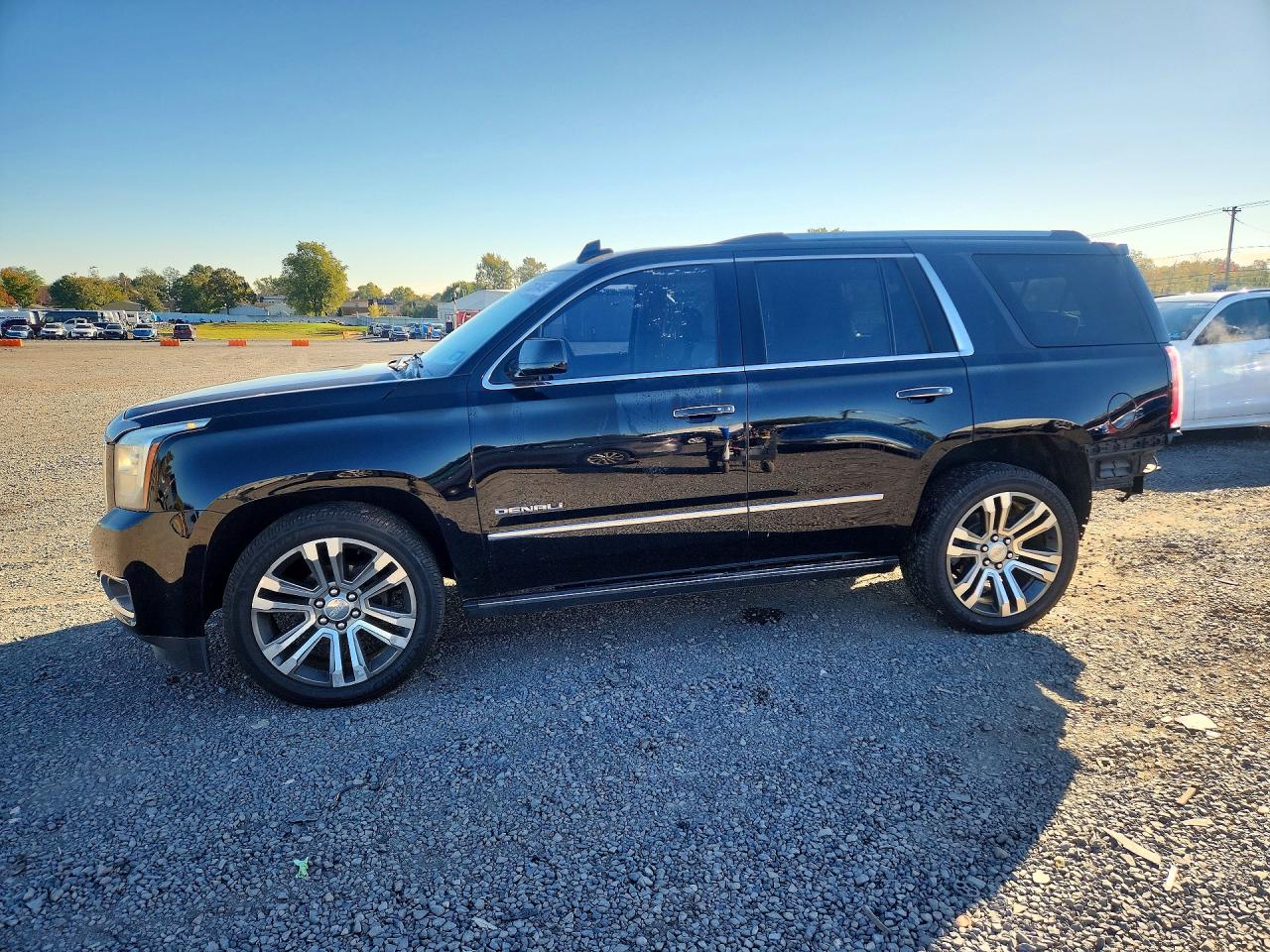 2018 GMC YUKON DENALI | 1GKS2CKJ6JR311640 | UPCARS