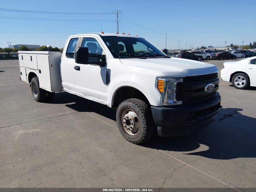 2017 FORD F-350 CHASSIS XL | 1FD8X3H64HEE74083 | UPCARS