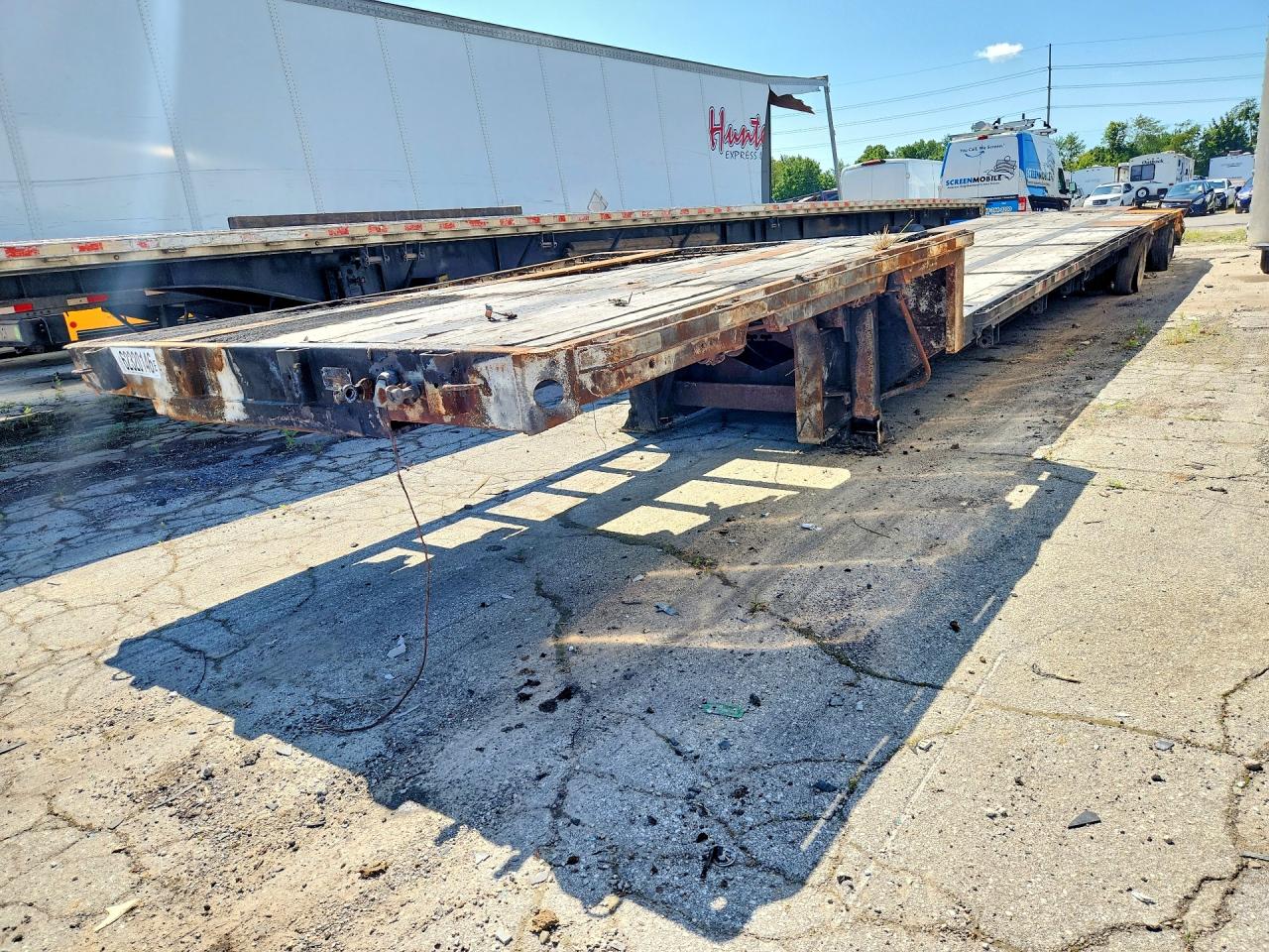2000 FONTAINE UNKNOWN DROP DECK EQUIPMENT TRAILER | 13N248305Y5993433 | UPCARS