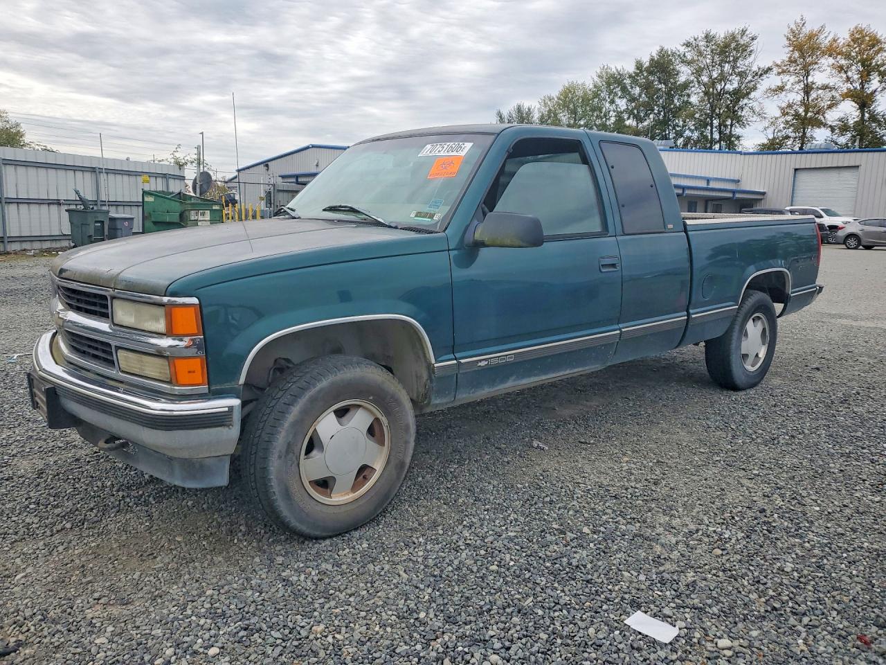 1998 CHEVROLET GMT K1500 | 1GCEK19R3WR158165 | UPCARS