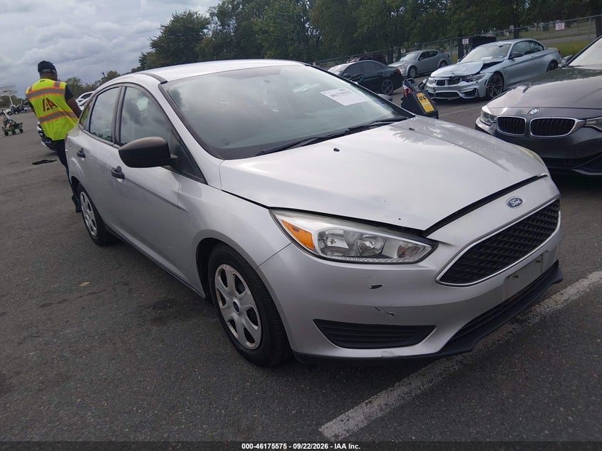 2016 FORD FOCU S | 1FADP3E2XGL248232 | UPCARS