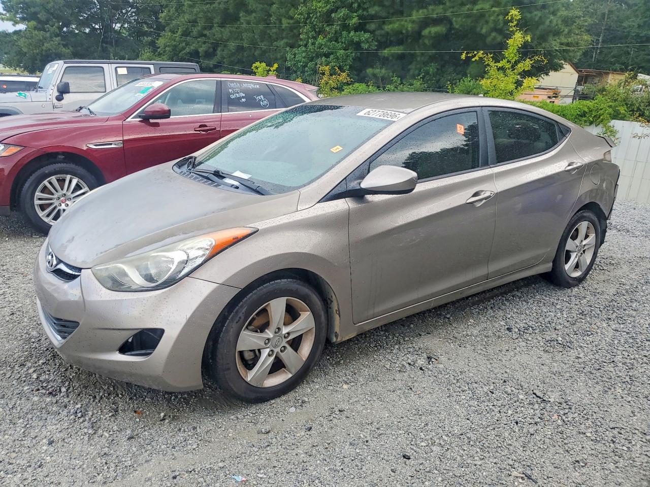 2013 HYUNDAI ELANTRA | 5NPDH4AE7DH239176 | UPCARS