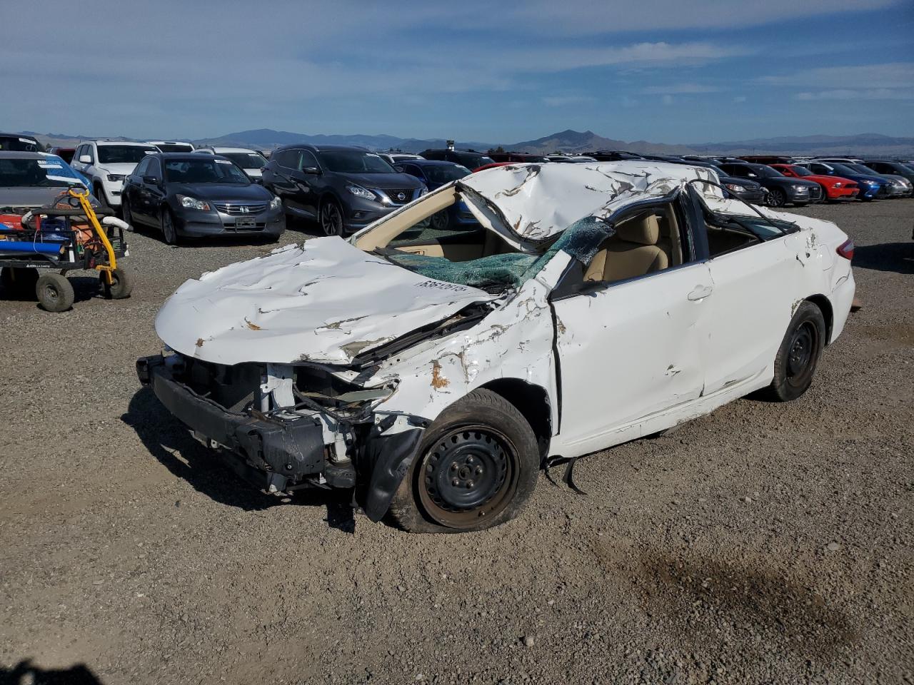 2016 TOYOTA CAMRY LE | 4T4BF1FK3GR535172 | UPCARS