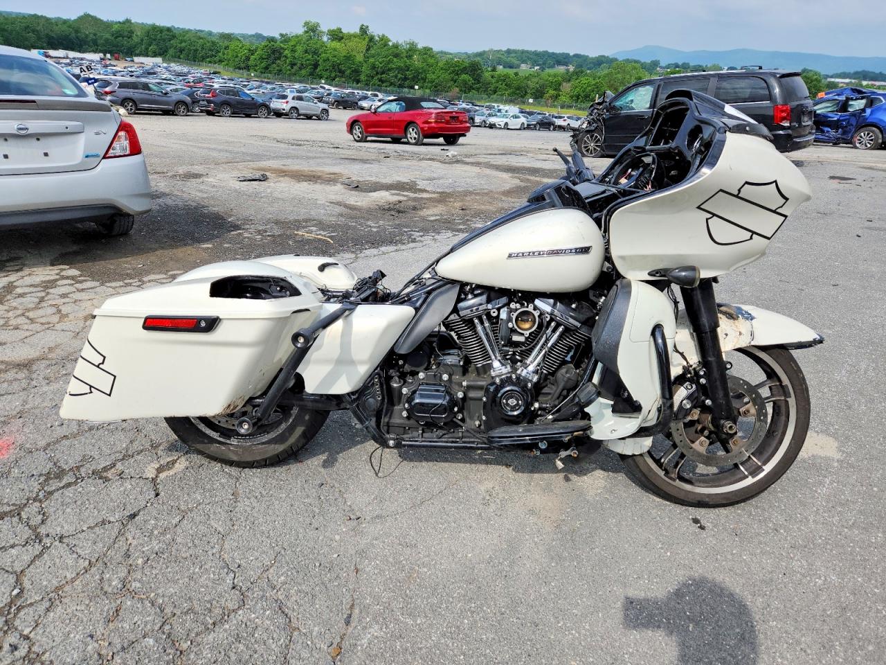 2018 HARLEY-DAVIDSON FL ROAD GLIDE SPECIAL | 1HD1KTC37JB677573 | UPCARS