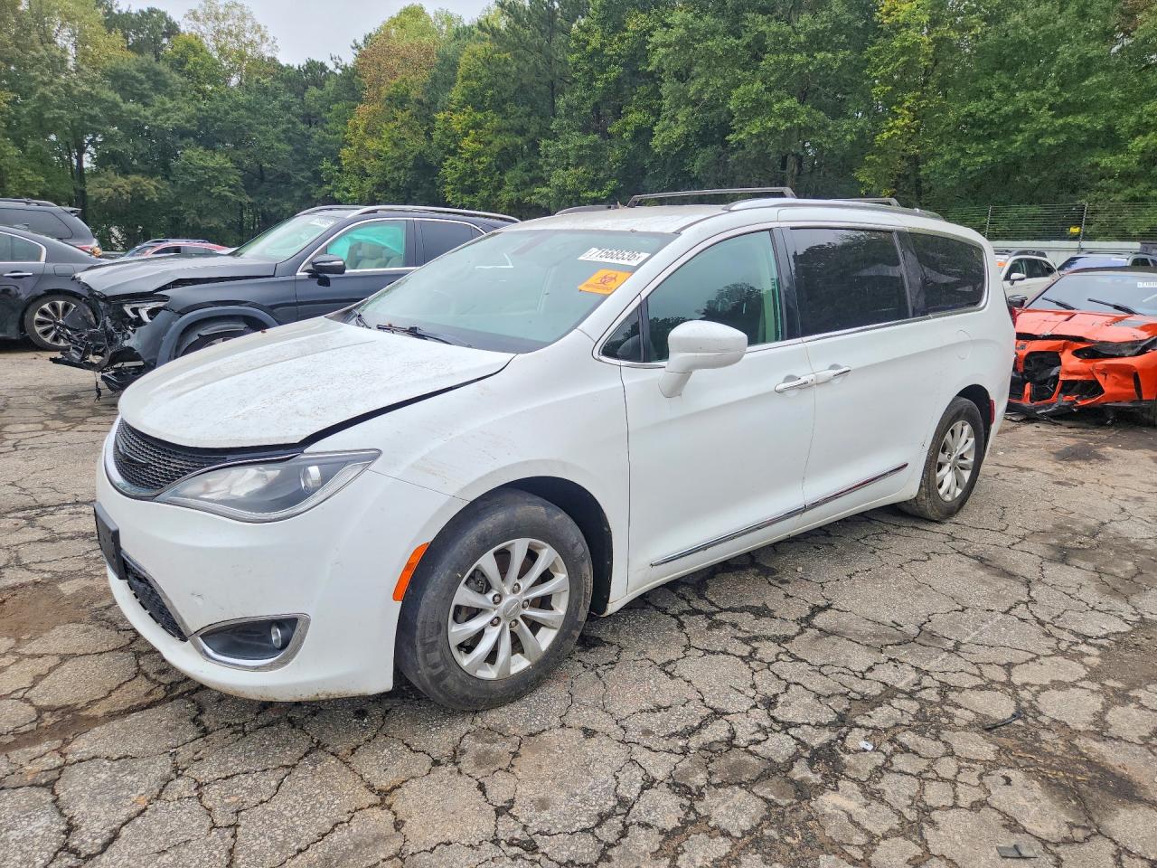 2018 CHRYSLER PACIFICA TOURING L | 2C4RC1BG9JR262153 | UPCARS