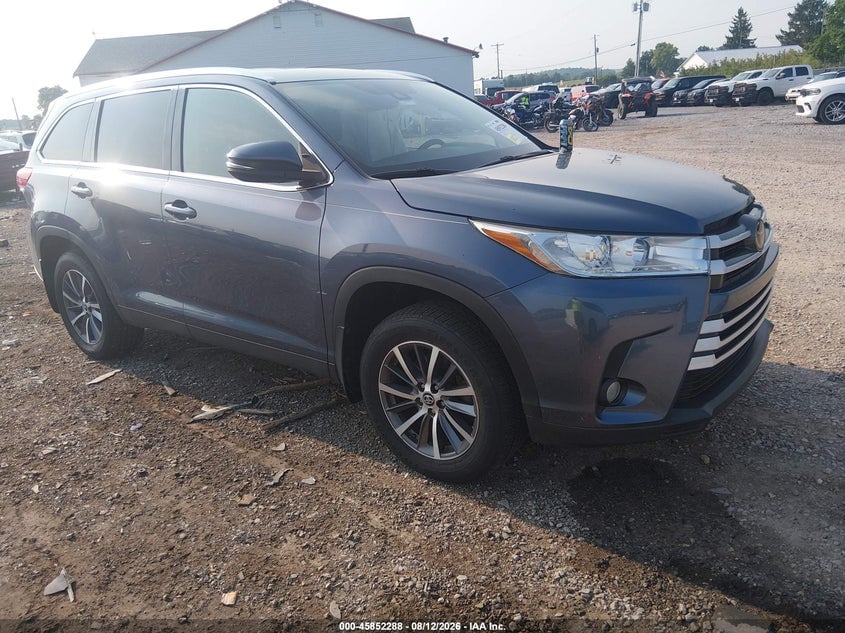 2019 TOYOTA HIGHLANDER XLE | 5TDJZRFH3KS942023 | UPCARS
