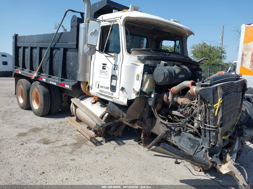 2001 MACK 600 CH600 | 1M1AA14YX1W141051 | UPCARS
