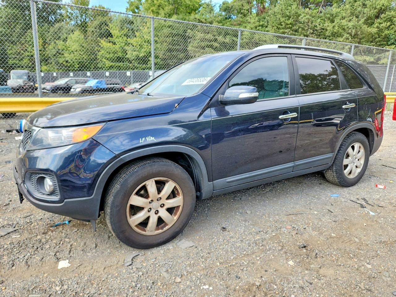 2013 KIA SORENTO LX | 5XYKT4A61DG395980 | UPCARS