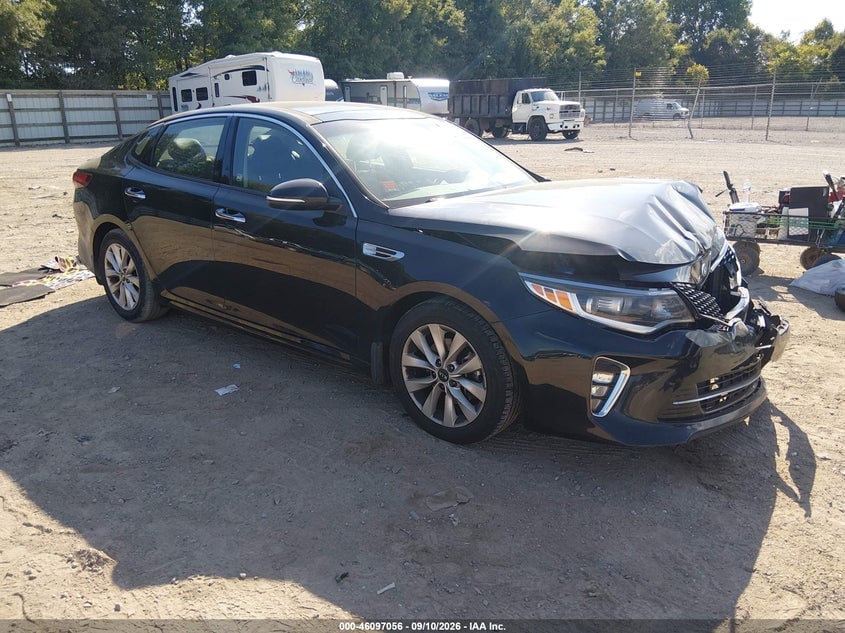 2018 KIA OPTIMA S | 5XXGT4L31JG243738 | UPCARS