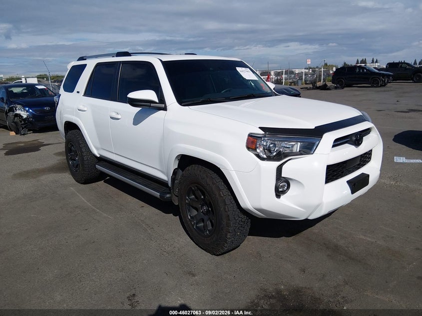 2022 TOYOTA 4RUNNER SR5 | JTEEU5JR8N5269972 | UPCARS