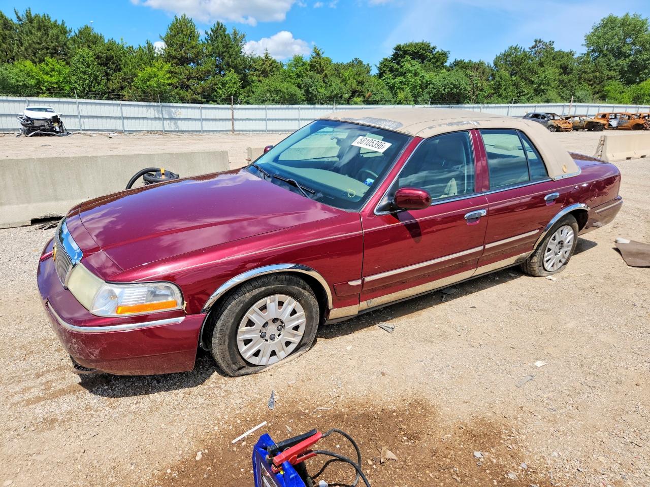 2005 MERCURY GRMARQUIS GS | 2MEFM74W85X602710 | UPCARS