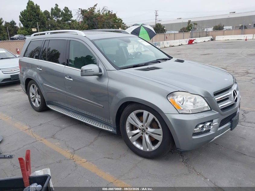2011 MERCEDES-BENZ GL 450 4MATIC | 4JGBF7BE6BA702275 | UPCARS