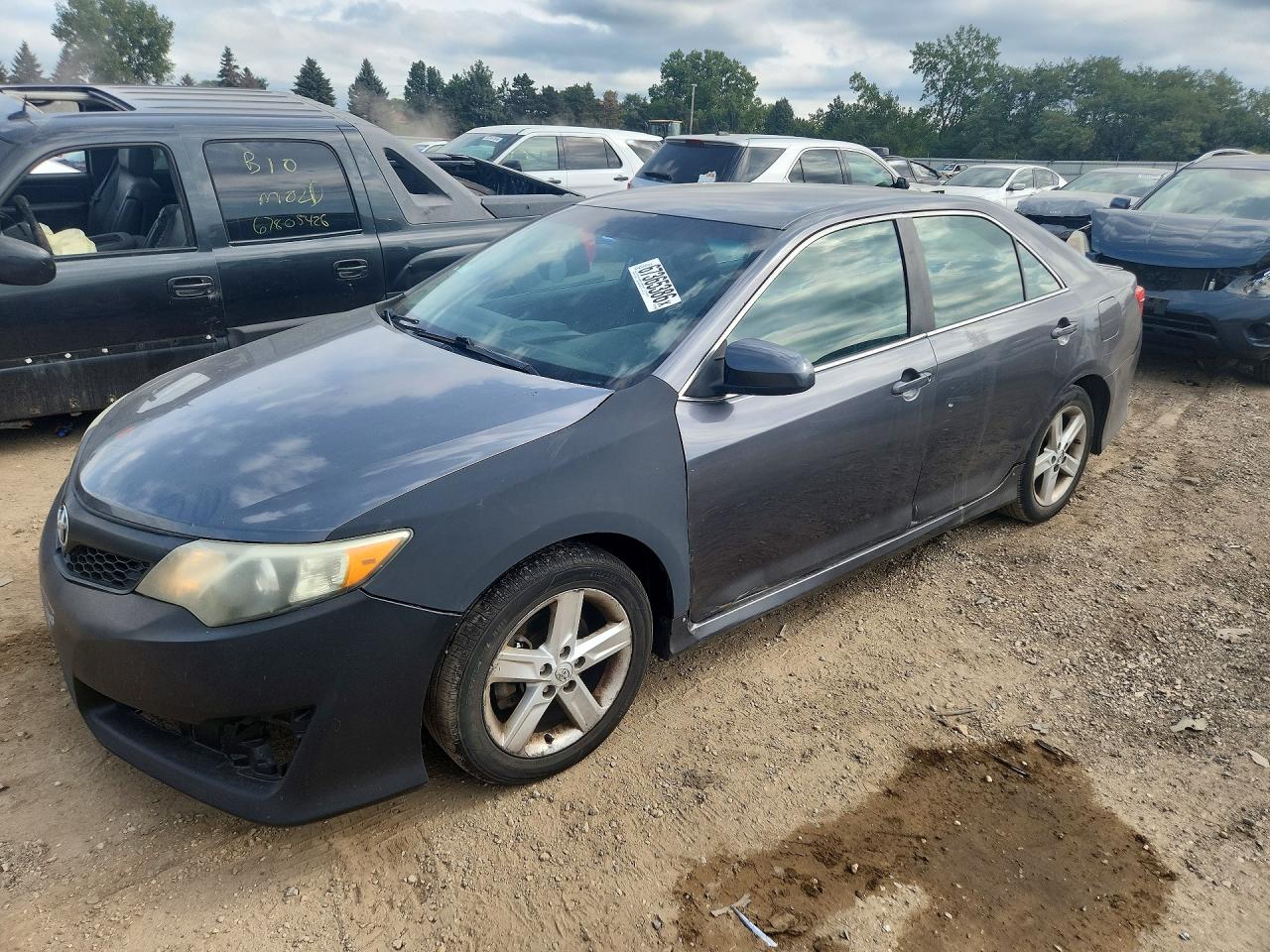 2014 TOYOTA CAMRY SE | 4T1BF1FK9EU372325 | UPCARS
