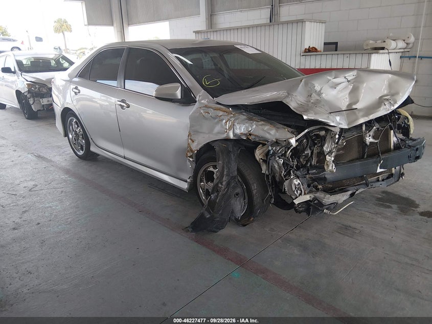 2014 TOYOTA CAMRY SE | 4T1BF1FK4EU416487 | UPCARS