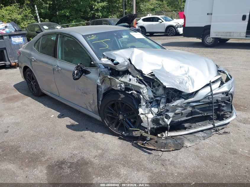 2020 TOYOTA CAMRY XLE HYBRID | 4T1F31AKXLU530587 | UPCARS