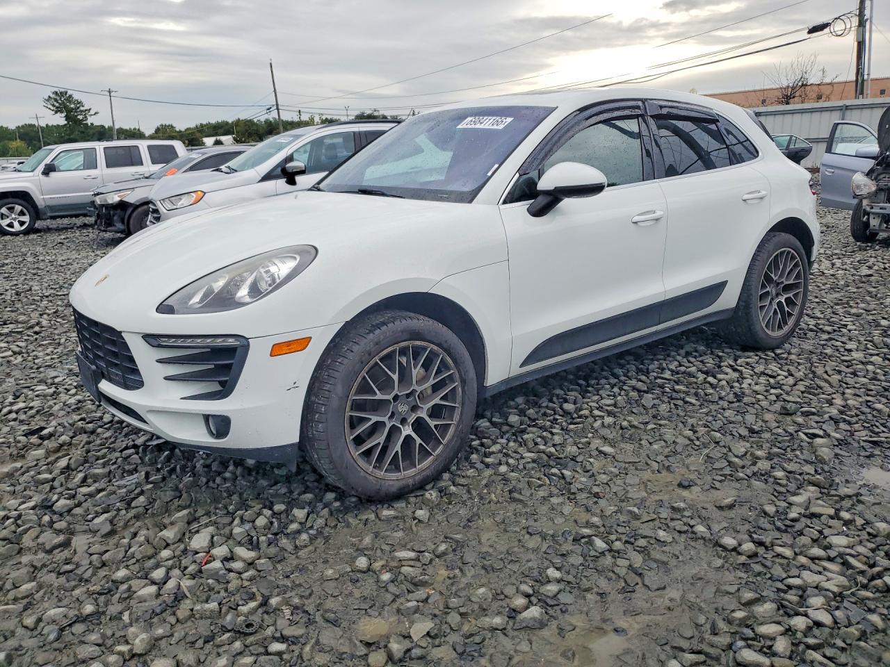 2015 PORSCHE MACAN S | WP1AB2A57FLB70043 | UPCARS