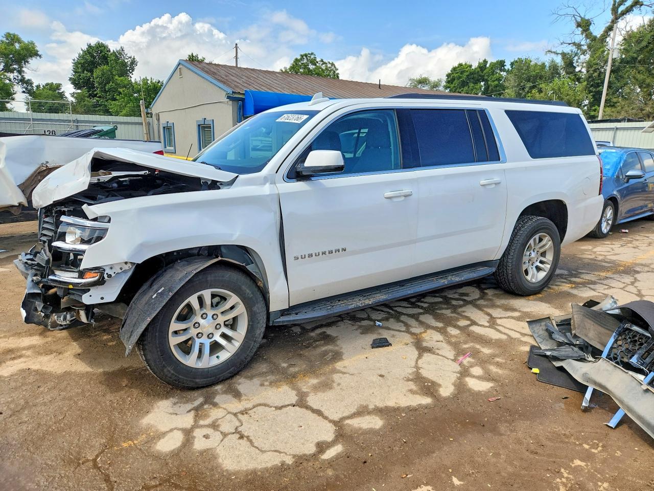 2018 CHEVROLET SUBURBAN C1500 LS | 1GNSCGKC4JR393828 | UPCARS