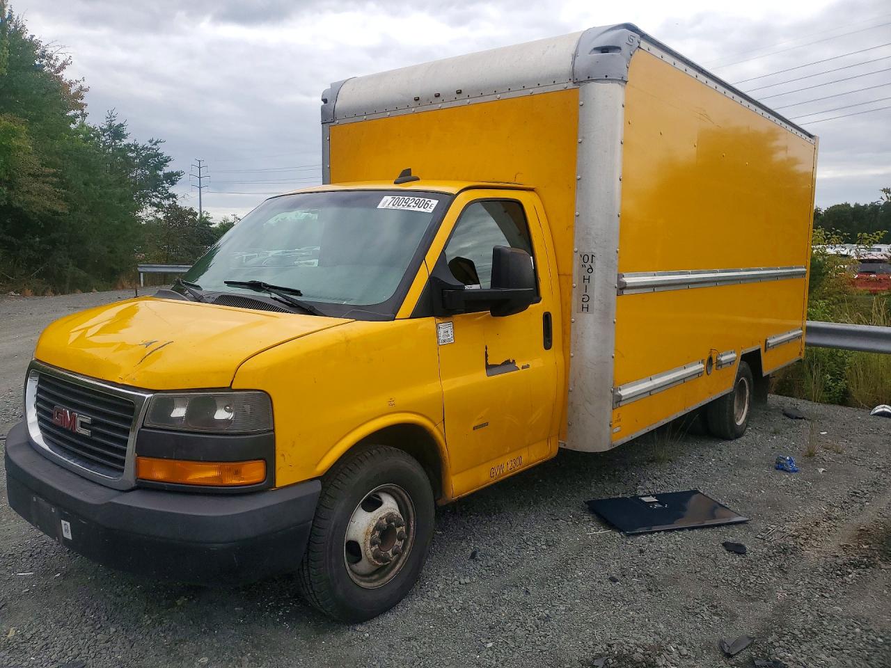 2018 GMC SAVANA BOX TRUCK | 7GZ37TCG1JN900464 | UPCARS