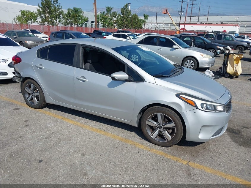 2018 KIA FORTE LX | 3KPFL4A70JE166466 | UPCARS