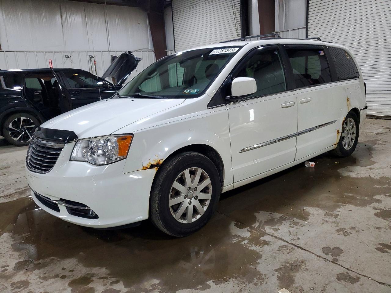 2013 CHRYSLER MINIVAN TOURING | 2C4RC1BG1DR539298 | UPCARS