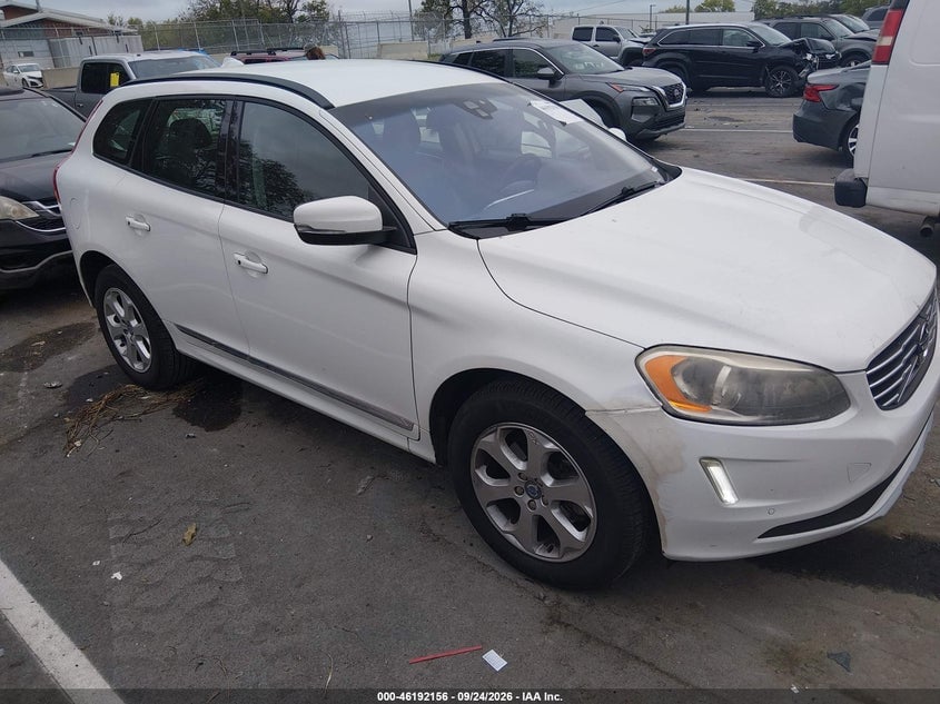2016 VOLVO XC60 T5 DRIVE-E | YV440MDJ1G2850064 | UPCARS