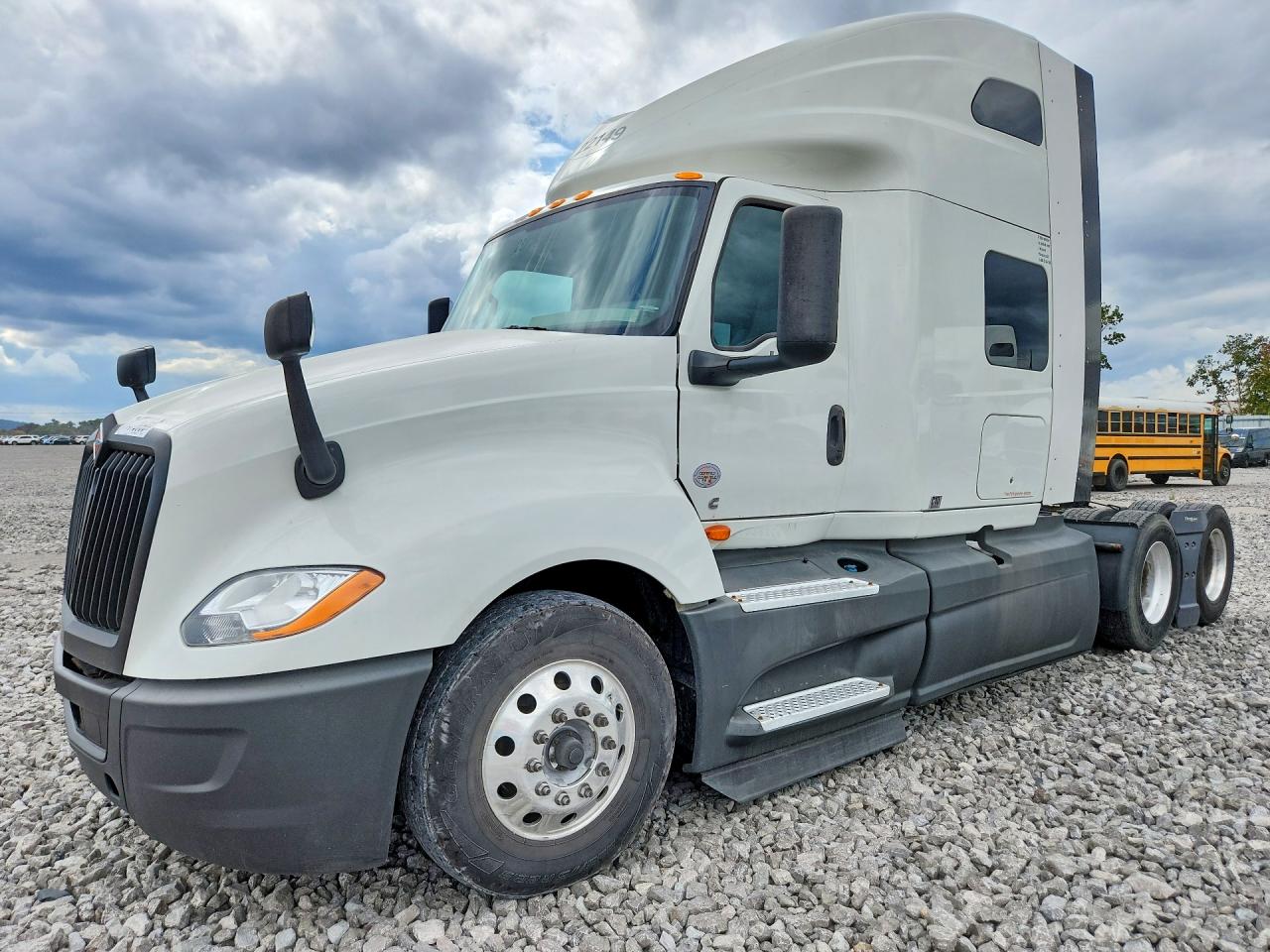 2022 INTERNATIONAL ALL OTHER SEMI TRUCK | 3HSDZAPRXNN551110 | UPCARS