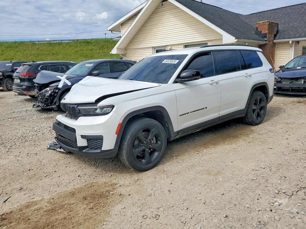 2023 JEEP GRAND CHER L LAREDO | 1C4RJKAG6P8877390 | UPCARS