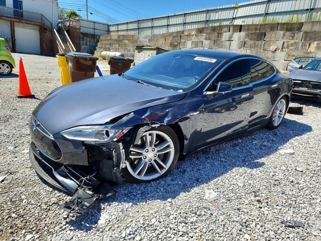 2015 TESLA MODEL S 85D | 5YJSA1H29FF096447 | UPCARS