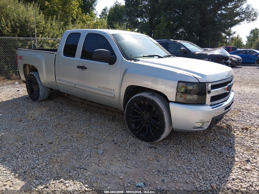 2011 CHEVROLET SILVERADO 1500 LT | 1GCRKSE30BZ292196 | UPCARS