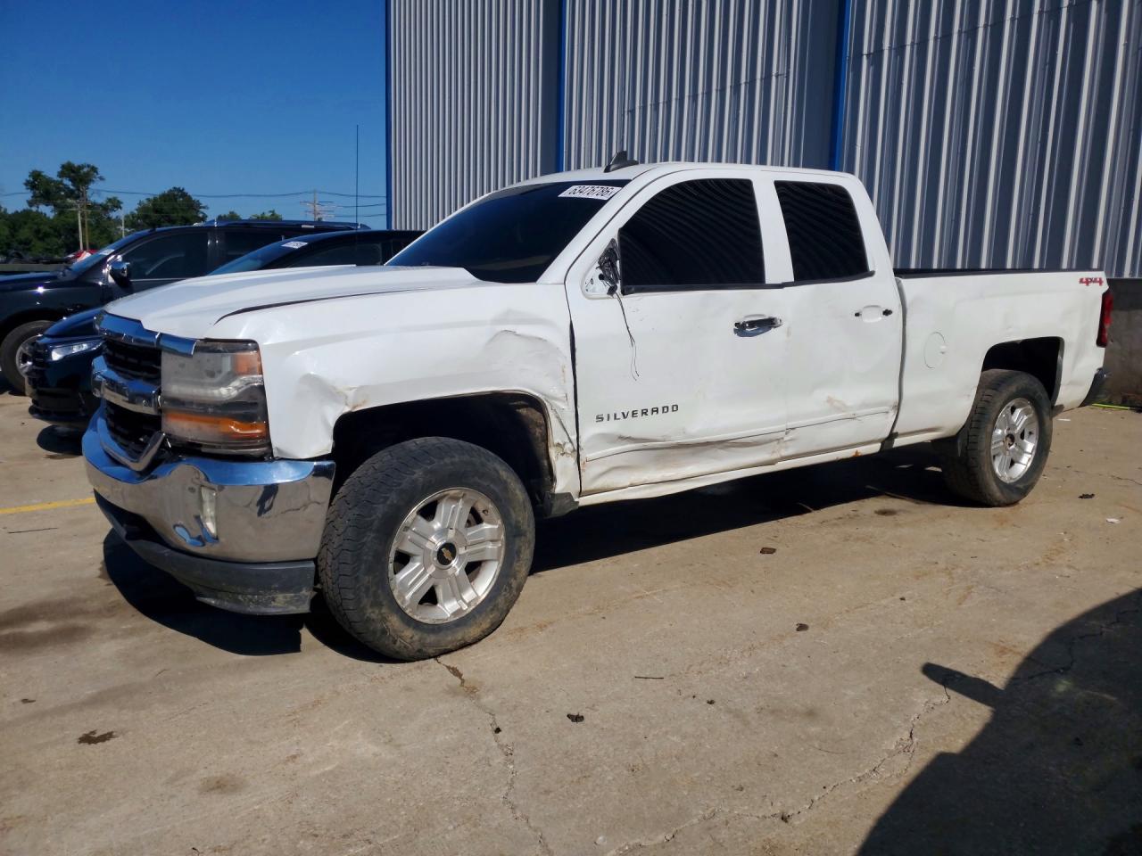 2016 CHEVROLET SILVERADO K1500 LT | 1GCVKREC7GZ185404 | UPCARS