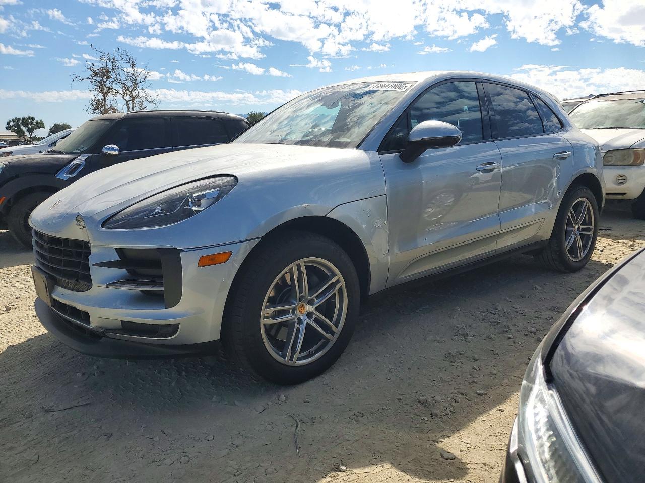 2019 PORSCHE MACAN | WP1AA2A54KLB07074 | UPCARS