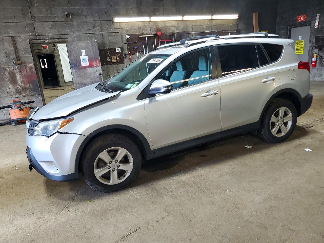 2014 TOYOTA RAV4 XLE | 2T3RFREV5EW196390 | UPCARS