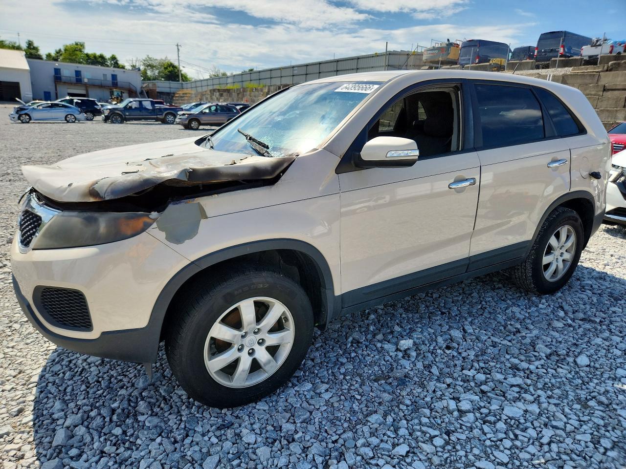 2011 KIA SORENTO LX | 5XYKT3A14BG146312 | UPCARS