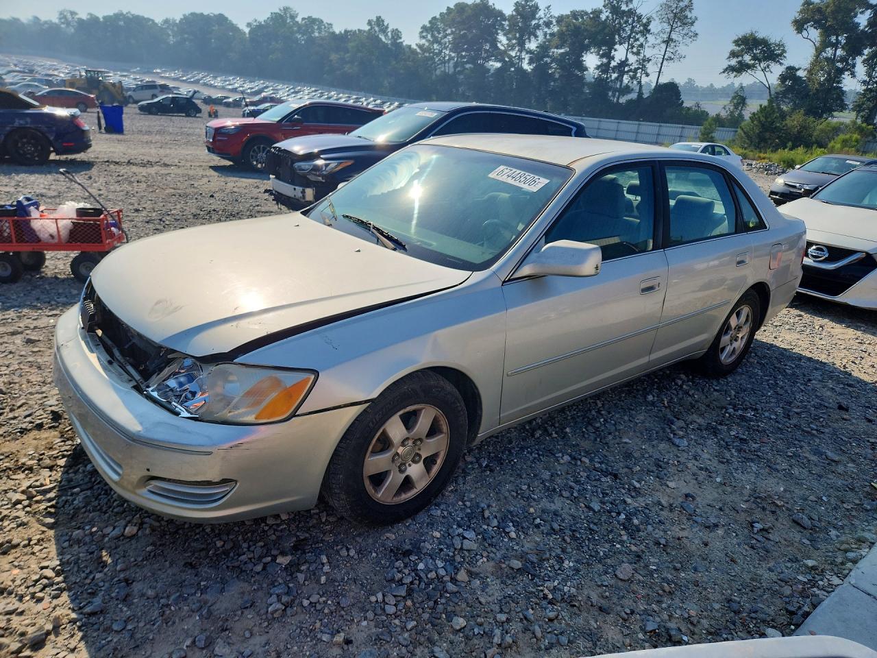 2000 TOYOTA AVALON XL | 4T1BF28B3YU039478 | UPCARS