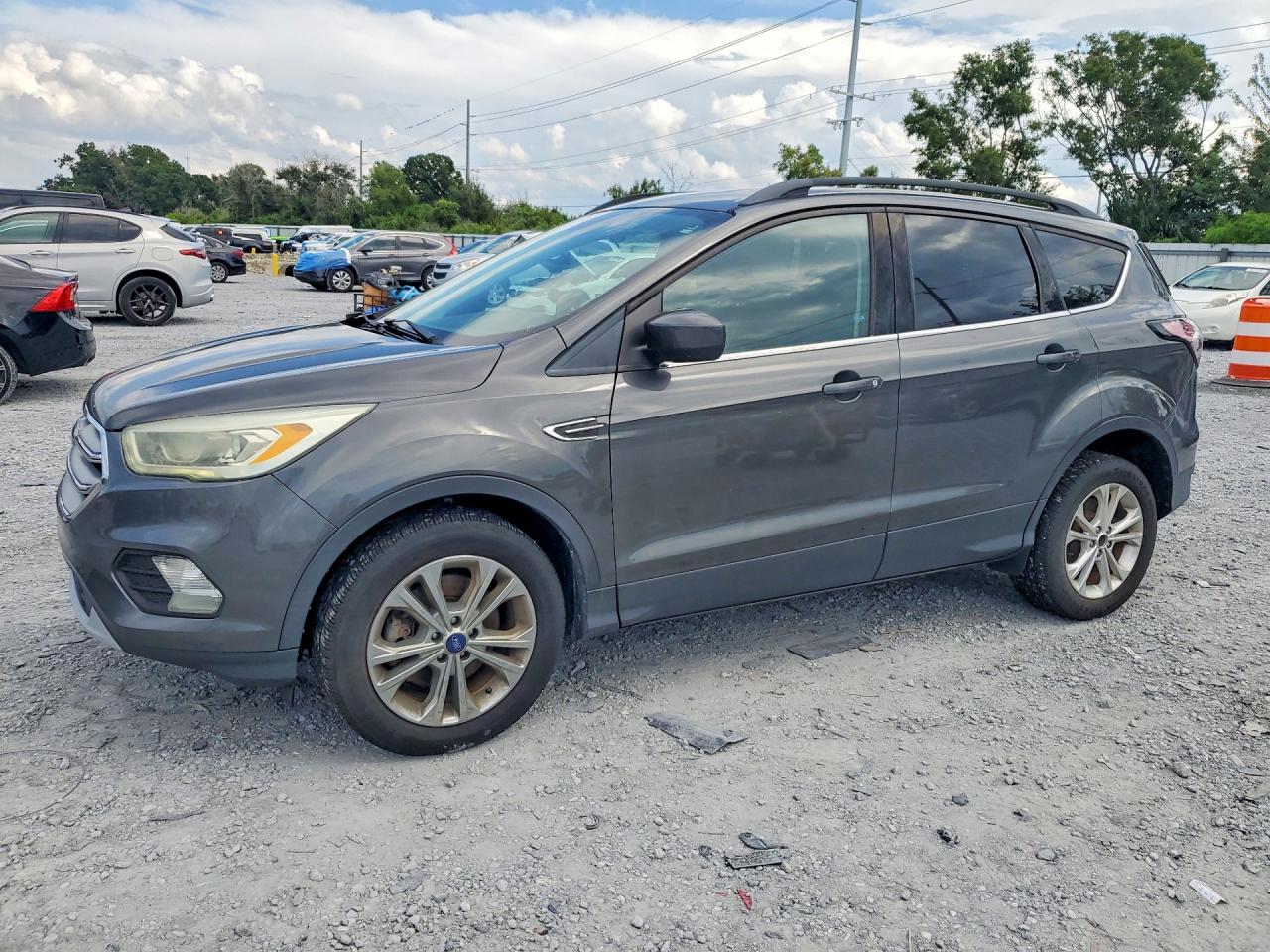 2017 FORD ESCAPE SE | 1FMCU9GD7HUB22434 | UPCARS