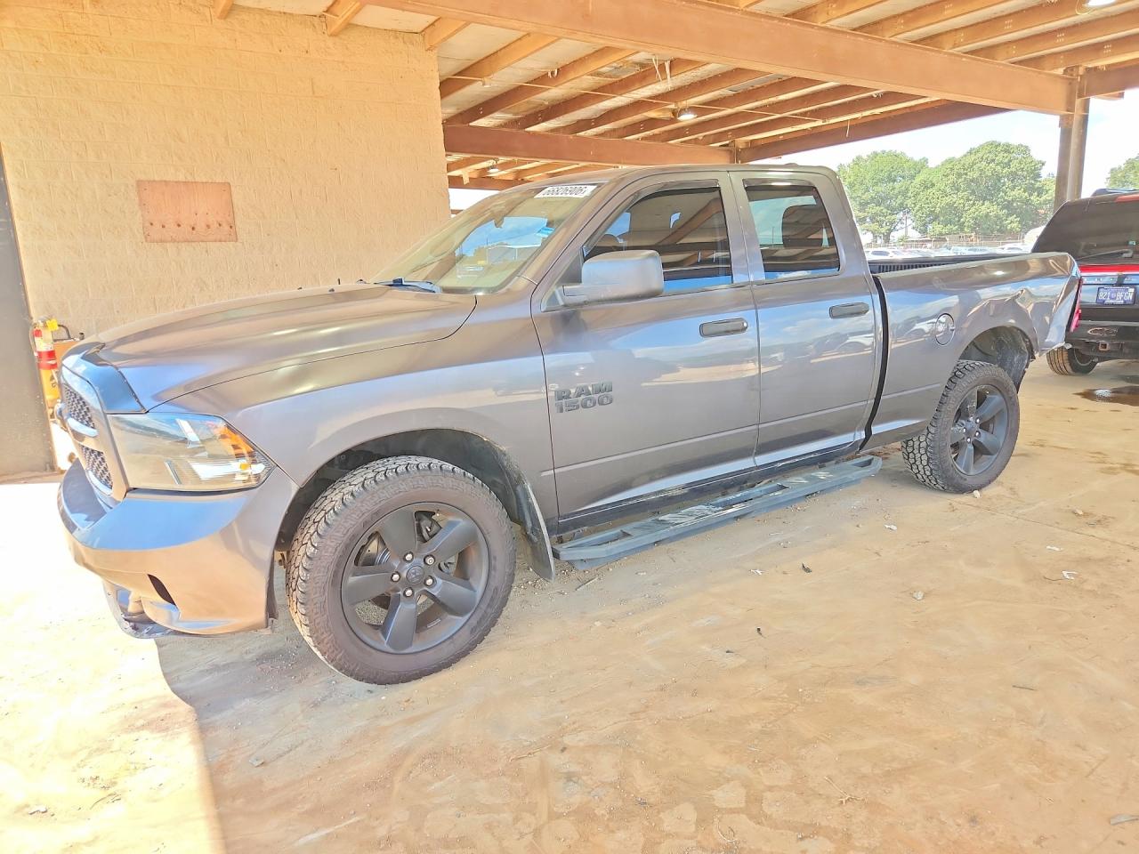2018 RAM 1500 ST | 1C6RR6FG4JS280555 | UPCARS