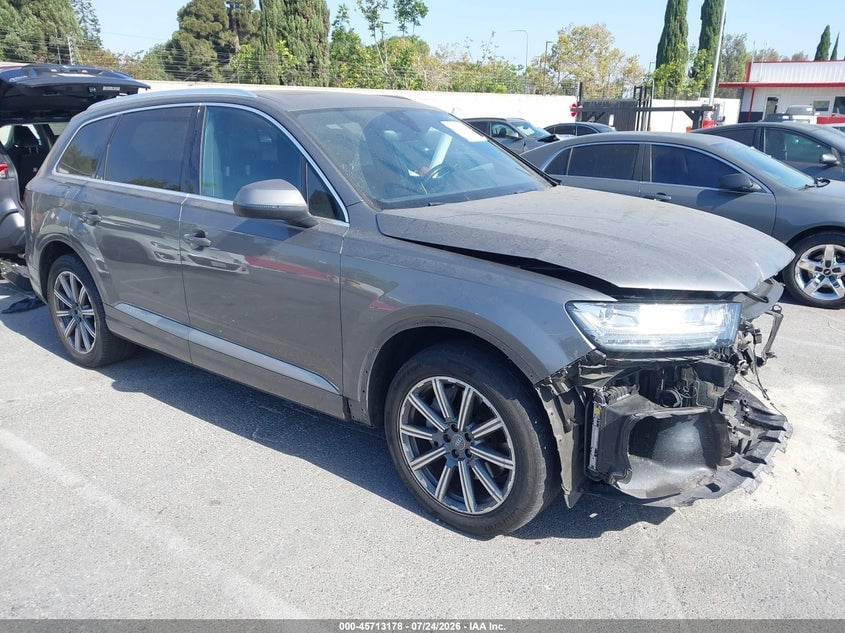 2017 AUDI Q7 3.0T PREMIUM | WA1LAAF78HD056447 | UPCARS