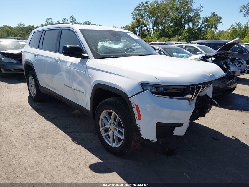 2024 JEEP GRAND CHEROKEE LAREDO 4X4 | 1C4RJKAG4R8607643 | UPCARS