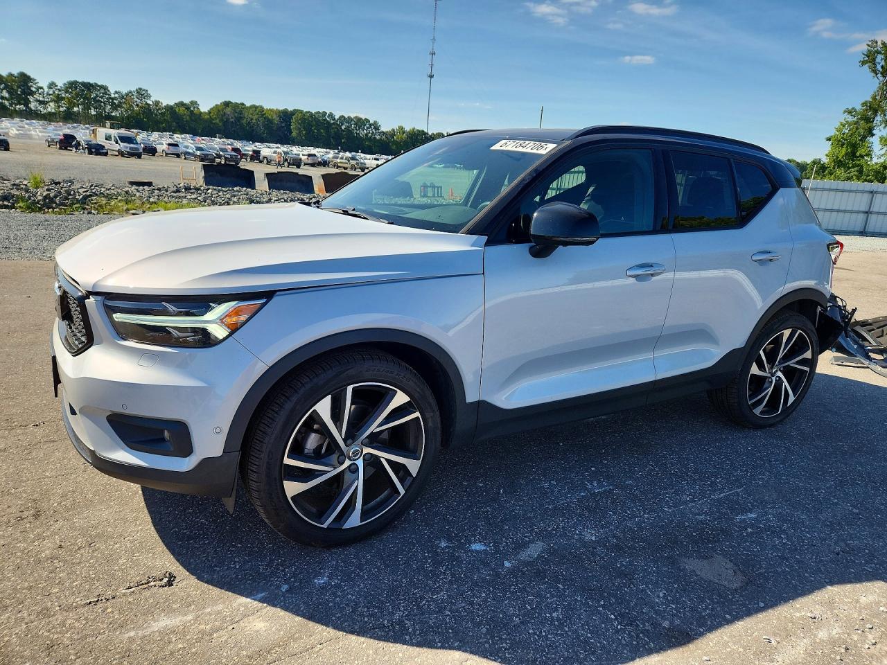 2021 VOLVO XC40 T5 R-DESIGN | YV4162UM2M2592858 | UPCARS