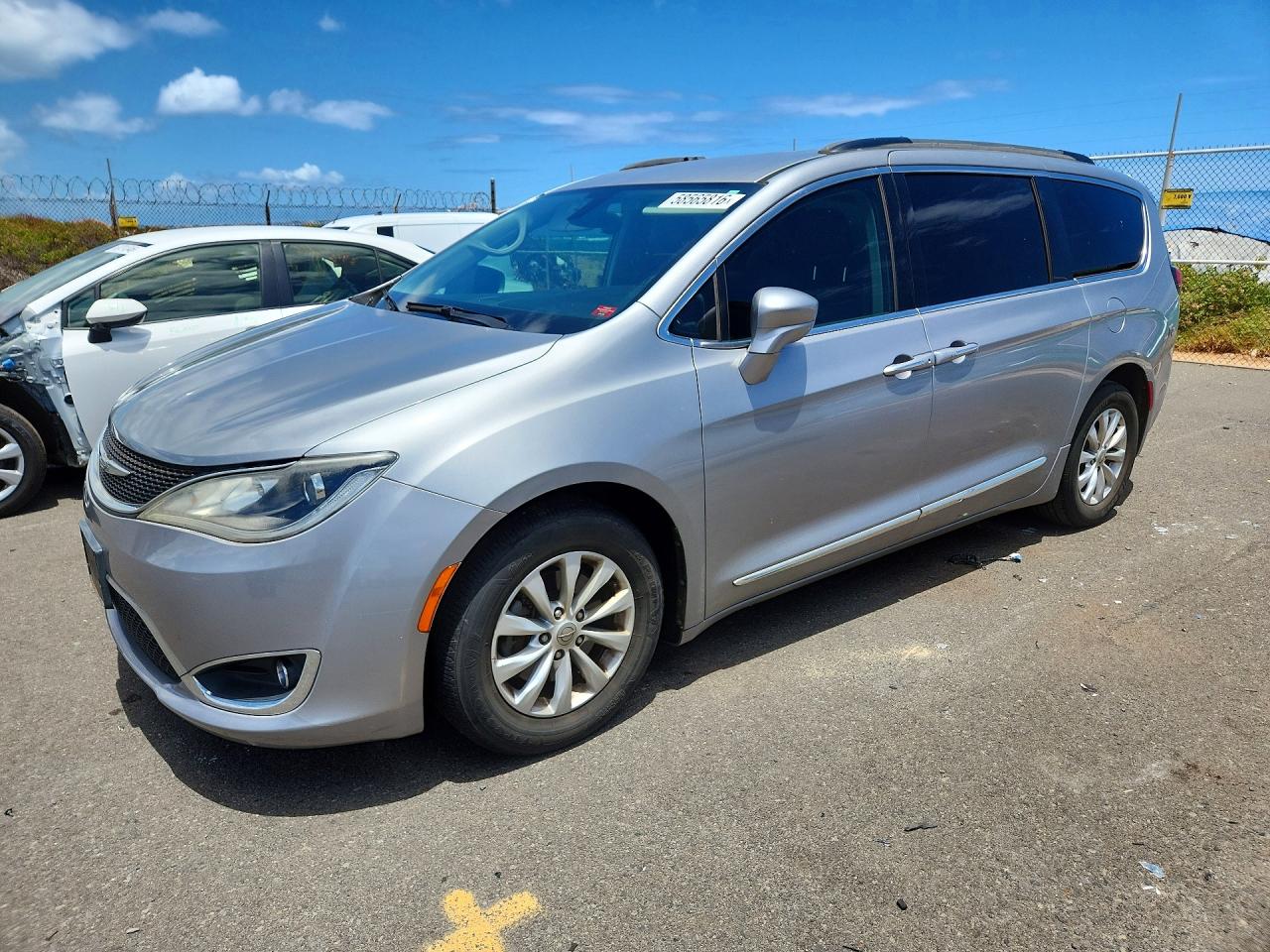 2017 CHRYSLER PACIFICA | 2C4RC1BG0HR530579 | UPCARS