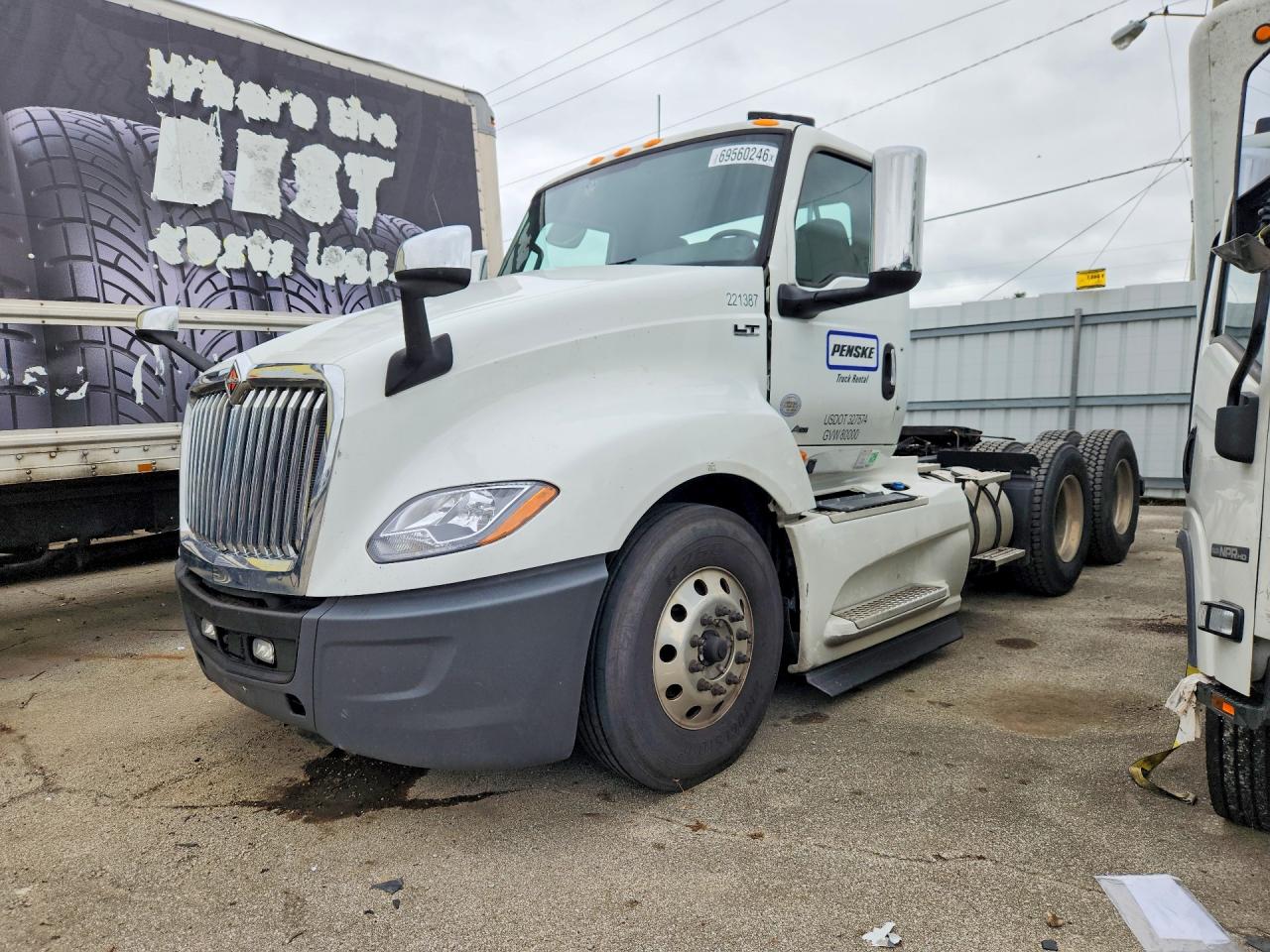 2019 INTERNATIONAL ALL OTHER - SEMI TRUCK | 3HCDZTZR1KL281888 | UPCARS
