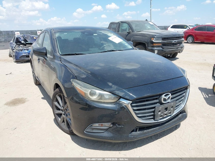2018 MAZDA MAZDA3 TOURING | 3MZBN1V39JM208232 | UPCARS