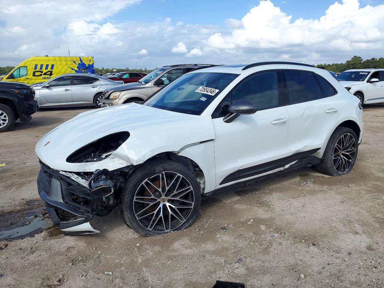 2024 PORSCHE MACAN BASE | WP1AA2A50RLB04473 | UPCARS