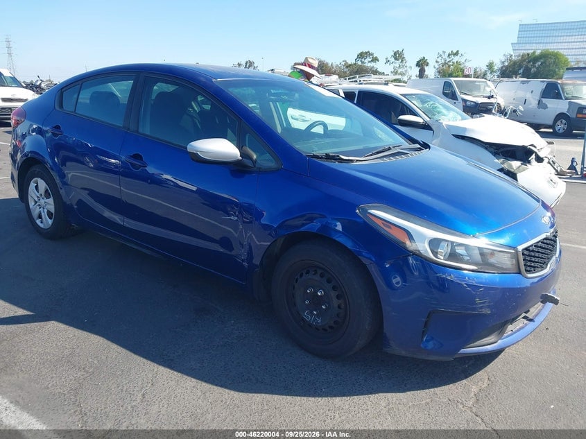 2018 KIA FORTE LX | 3KPFK4A79JE260106 | UPCARS